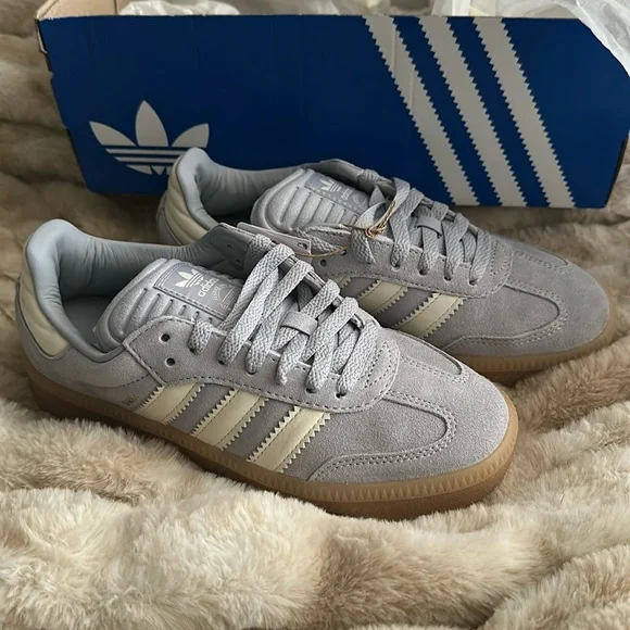 adidas Samba in Gray and Cream Women’s 7.5 - Picture 1 of 5